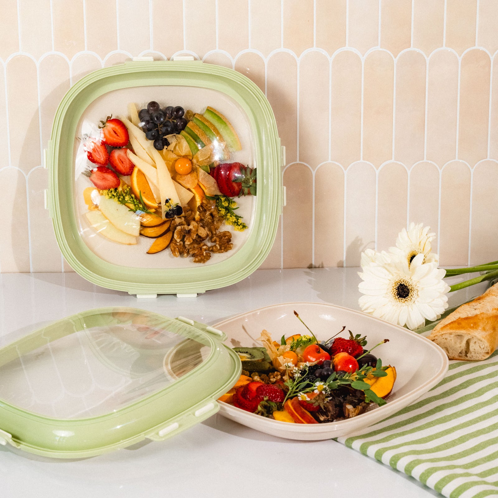 Stretch-Lid Containers